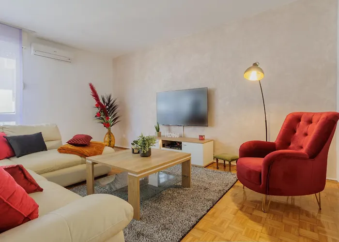 Center Silvana 아파트 *