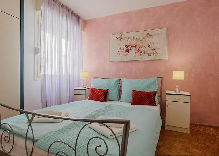 Center Silvana 아파트 *