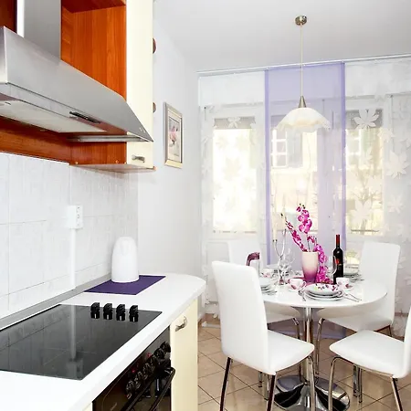 Apartment Center Silvana