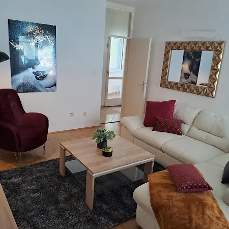 Apartman Center Silvana *