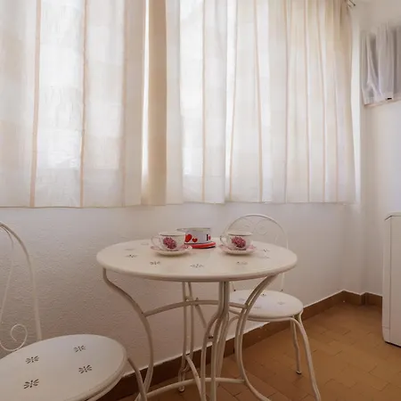 Center Silvana Split