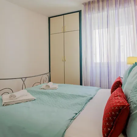 Center Silvana Split